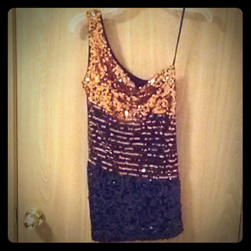 Glitter off the shoulder top